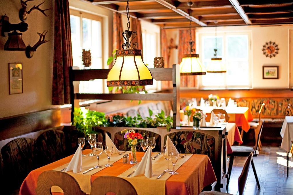 Landhotel Gasthof Wittstaig Gundelfingen  Exterior photo